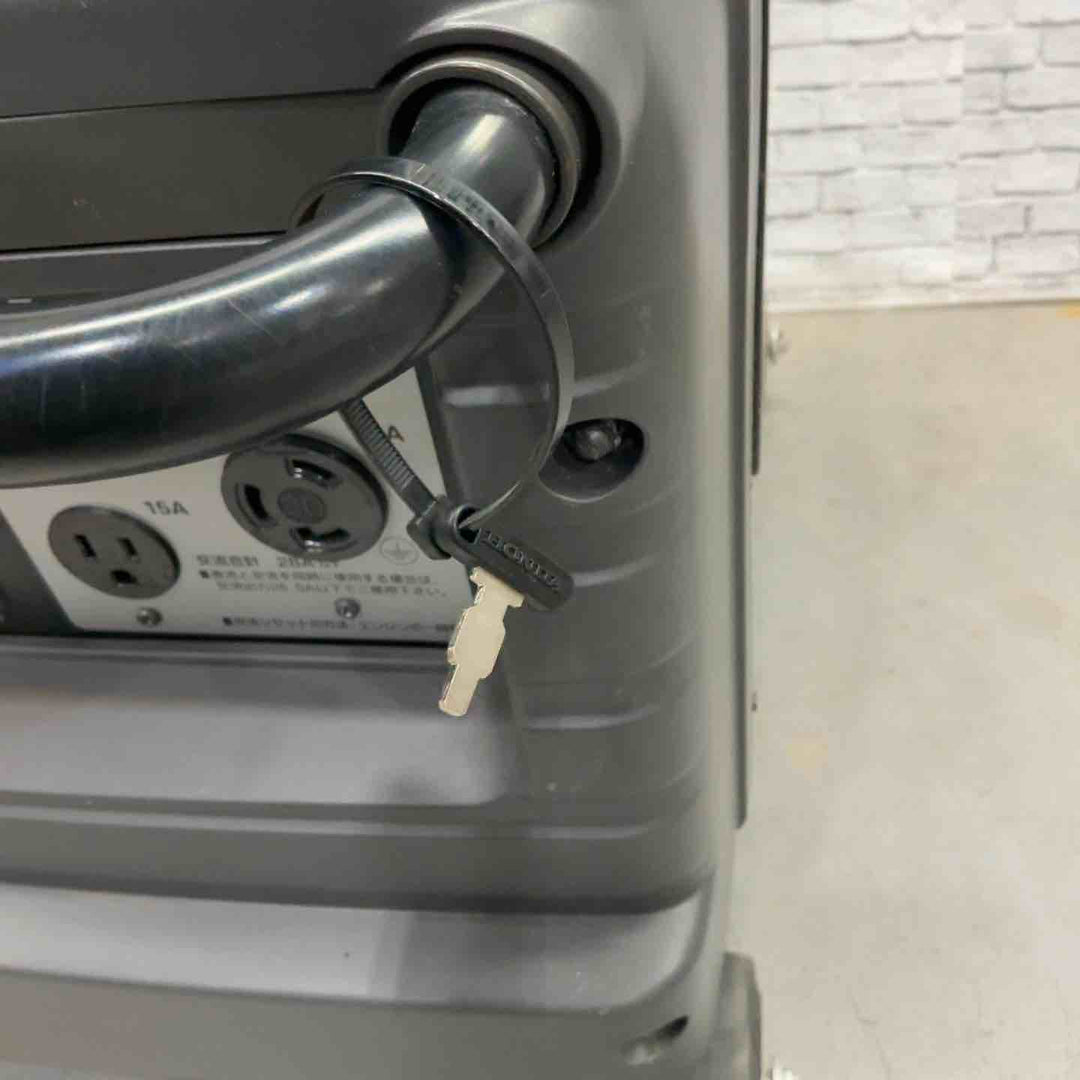 【店頭受取り限定】★ホンダ(HONDA) インバーター発電機 EU28iS_車輪あり【川口店】