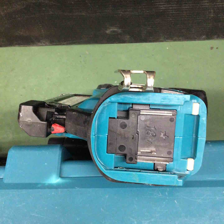 ★マキタ(makita) コードレスピンネイラ PT353DZK【戸田店】