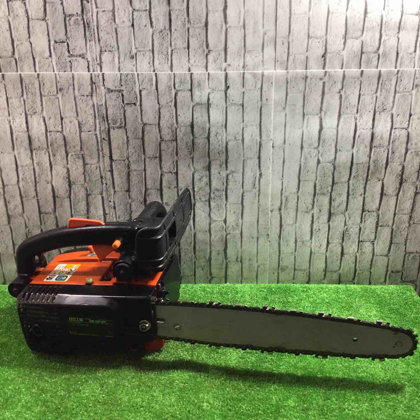 日立工機 エンジン式チェーンソーCS33ECT【リライズ野田愛宕店】【店頭取引限定】【中古品】1点限り早い者勝ち！ 日立工機 エンジン式チェーンソーCS33ECT【川口店】 – アクトツール