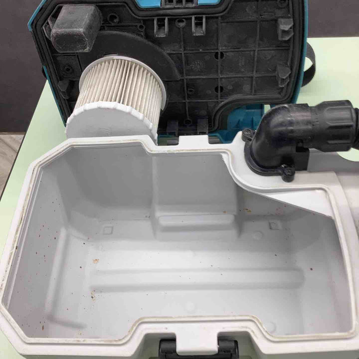 ★マキタ(makita) コードレス集じん機 乾湿両用 VC750DZ【越谷店】