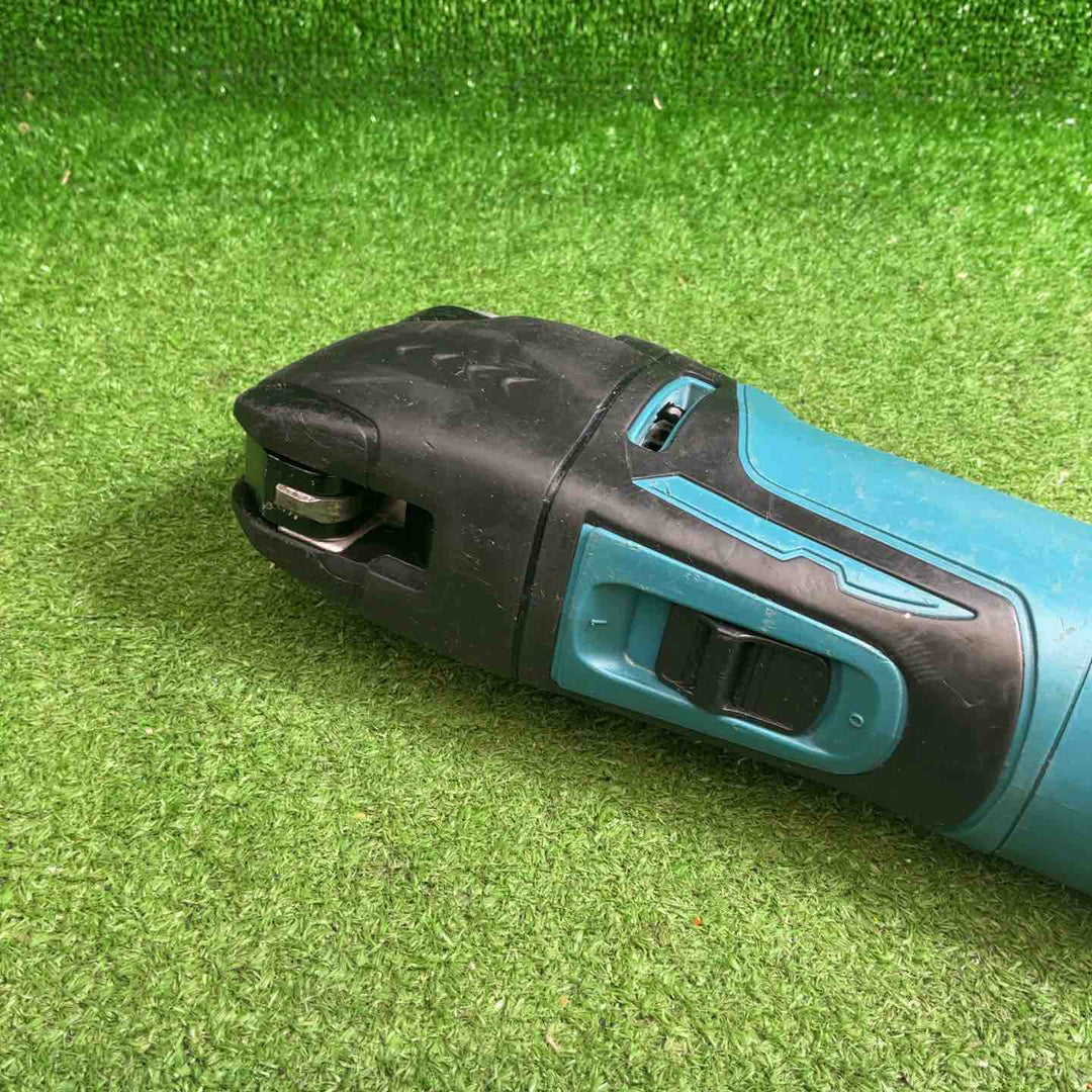【中古品】マキタ(makita) 電子マルチツール TM3010CT【藤沢店】