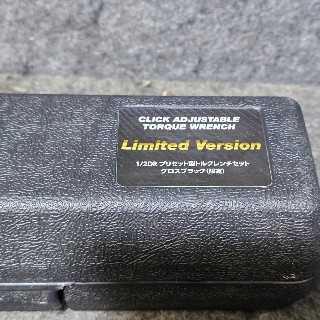【動作確認済み！中古品】アストロプロダクツ 1/2" トルクレンチセット 限定色：グロスブラック【桶川店】
