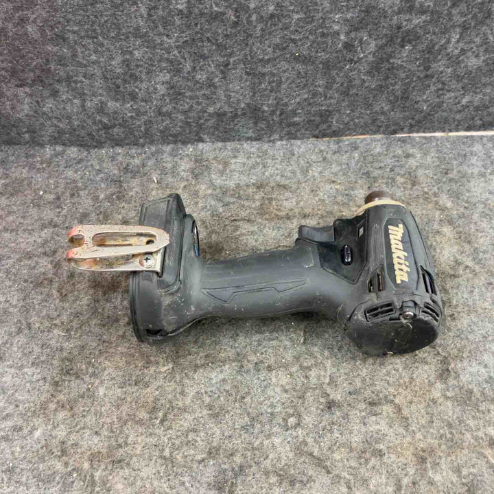 【現状品】★マキタ(makita) コードレスインパクトドライバー TD172DZB 動くが、ライト・パネル不灯。手元スイッチX。【鴻巣店】