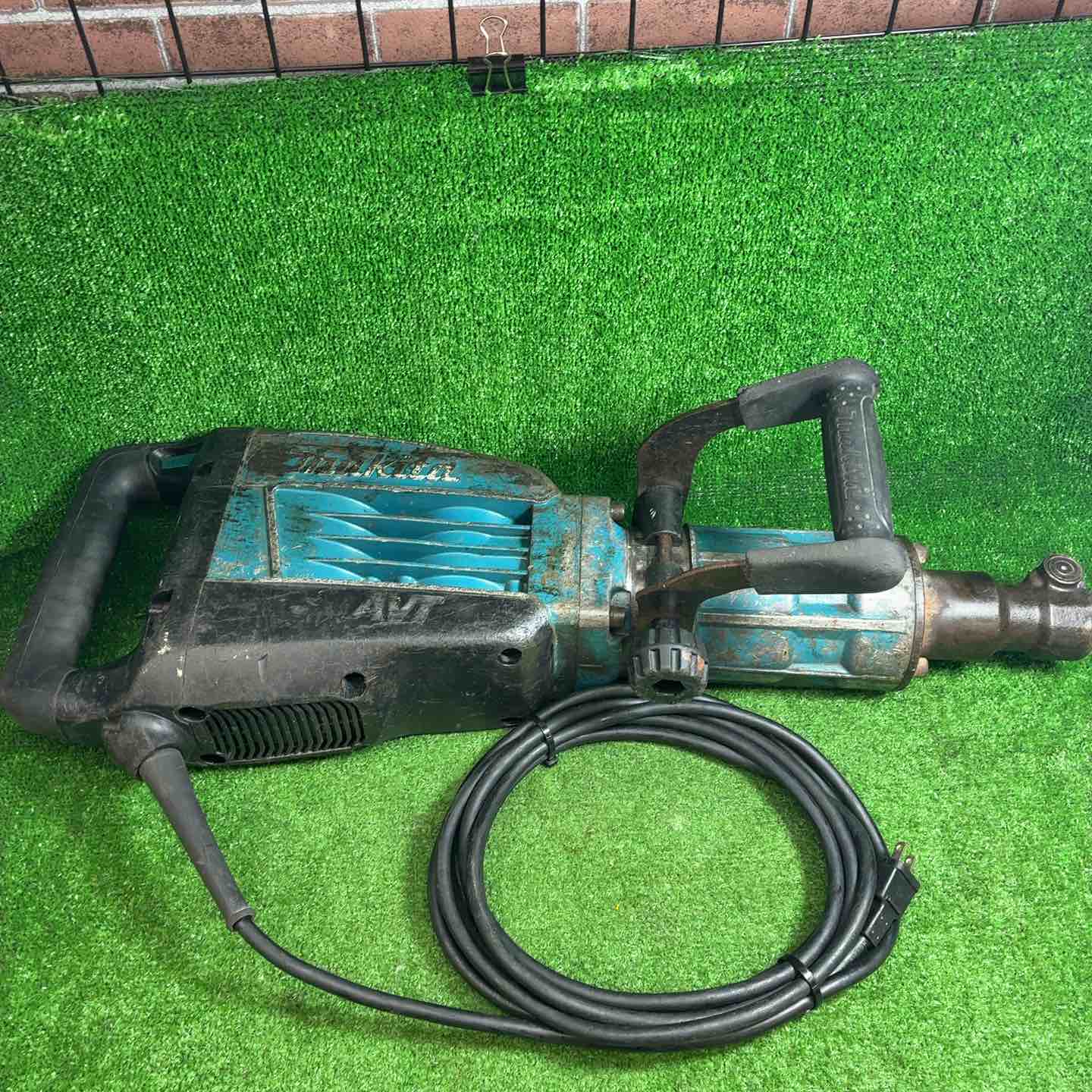 マキタ(makita) 電動ハンマ HM1317C【藤沢店】 マキタ(makita) 電動ハンマ HM1317C【藤沢店】 – アクトツール