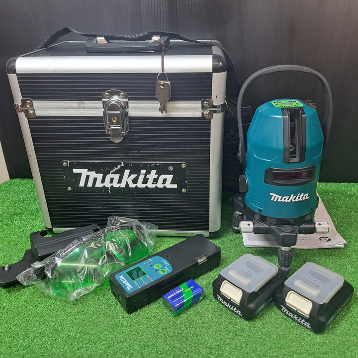 マキタ/makita 10.8V 3ライングリーンレーザー墨出し器 SK20GD 1.5Ahバッテリー2個付き【岩槻店】