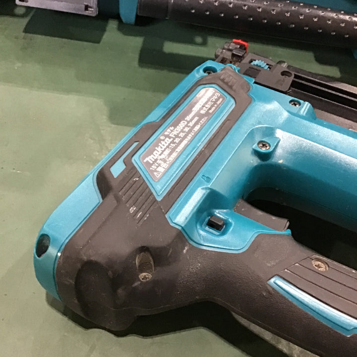 ★マキタ(makita) コードレスフィニッシュネイラ FN350DZK【川口店】