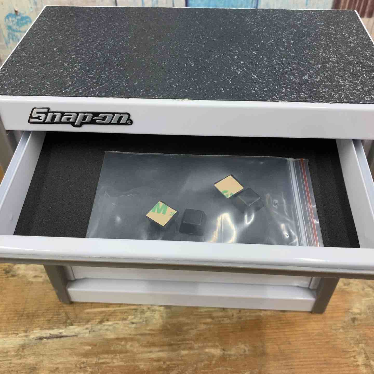 未使用品】△スナップオン(Snap-on) マイクロロールキャブ ミニ工具箱