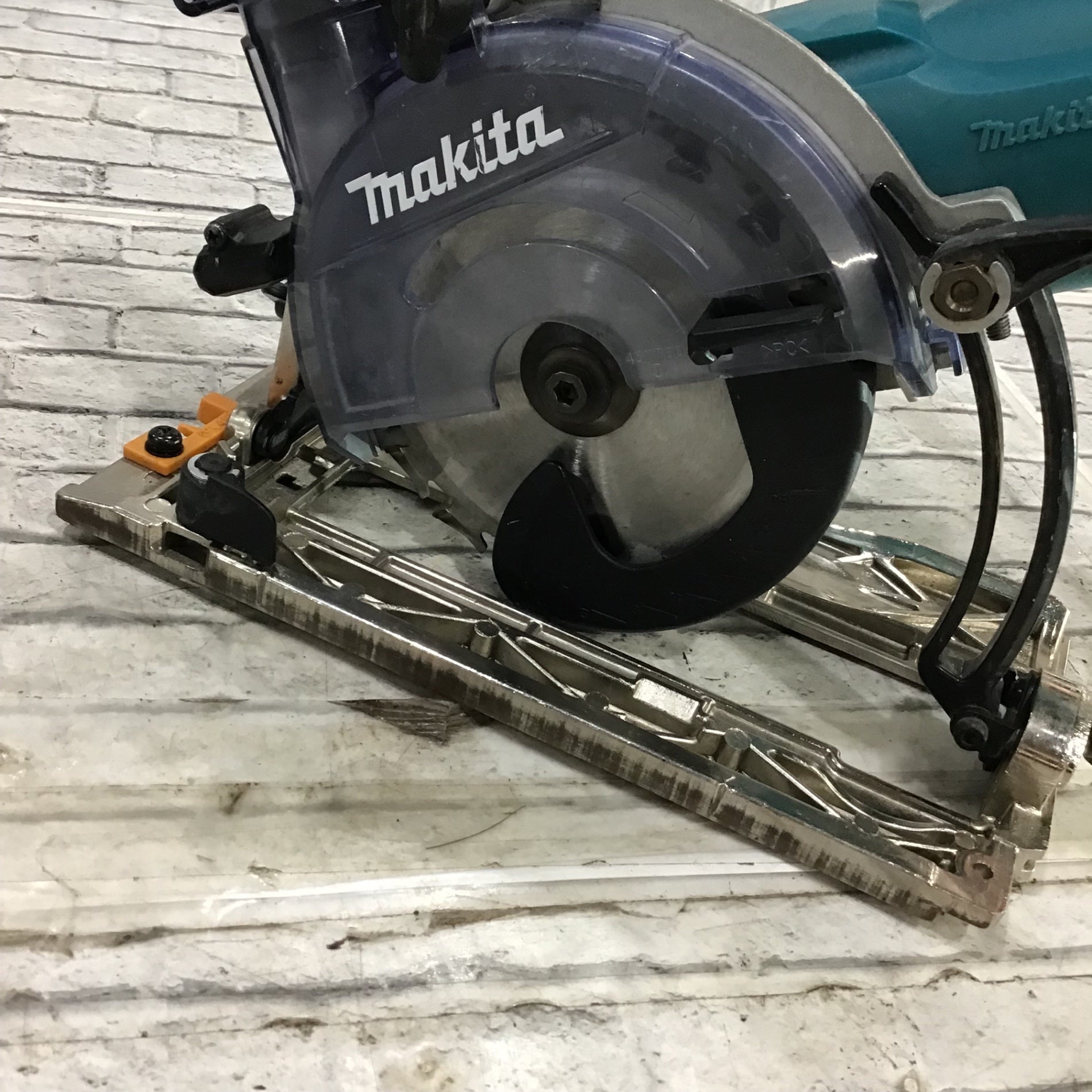 ☆マキタ(makita) 防じん丸のこ KS5200FX【川口店】 – アクトツール