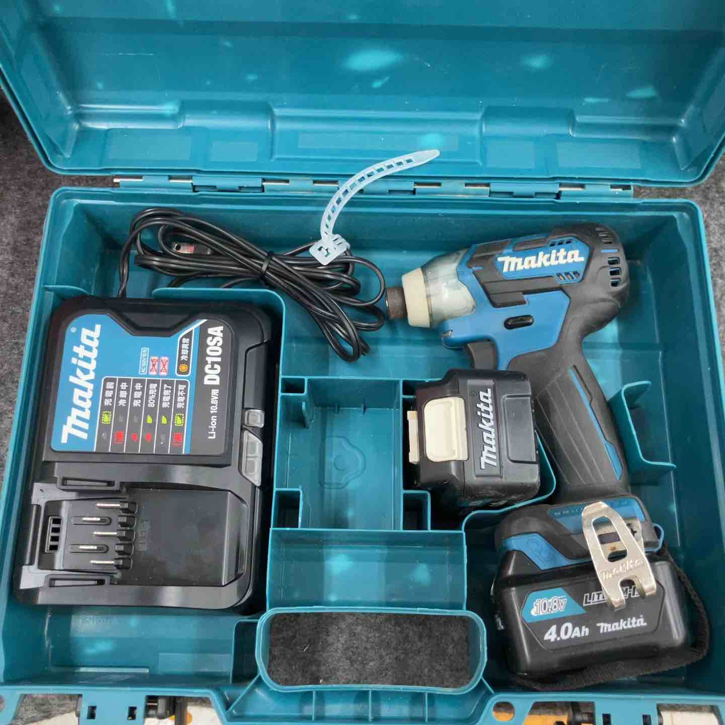 ☆マキタ(makita) コードレスインパクトドライバー TD111DSMX ☆マキタ(makita) コードレスインパクトドライバー TD111DSMX