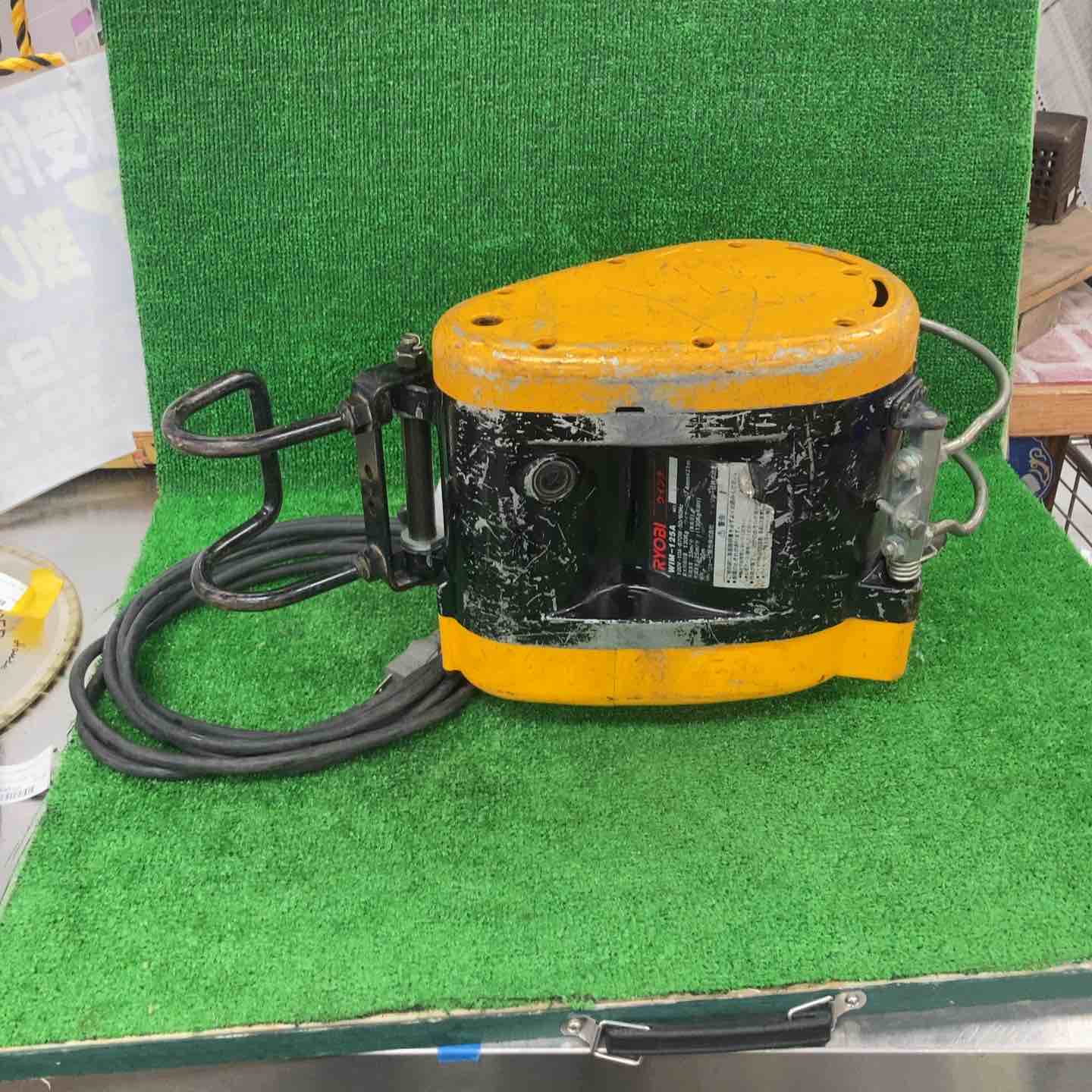 日立 HB-052 単管設置型100Vウインチ【野田愛宕店】【店頭取引限定