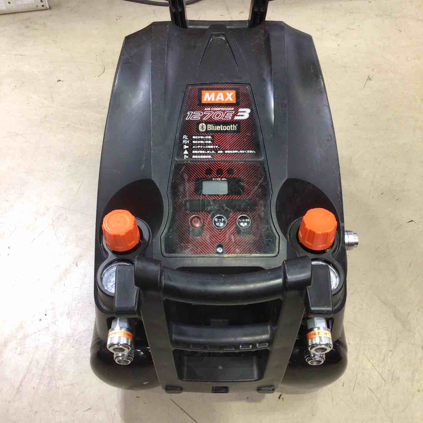 ★マックス(MAX) エアコンプレッサー AK-HH1270E3_ブラック【町田店】 ☆マックス(MAX) エアコンプレッサー AK-HH1270E3_ブラック【町田店