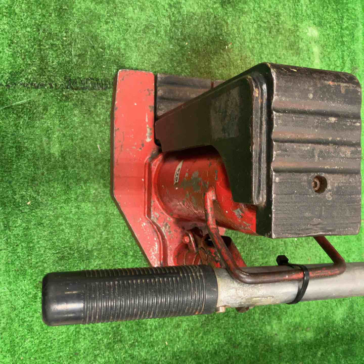 ◇イーグル(EAGLE) レバー回転・安全弁付爪つきジャッキ 爪能力5ｔ G-100【草加店】