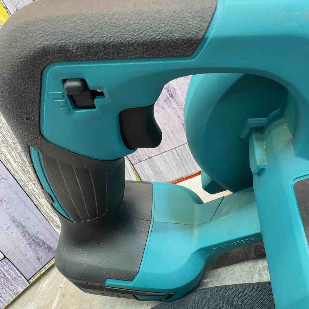 ★マキタ(makita) コードレスブロワ UB185DZ【八潮店】