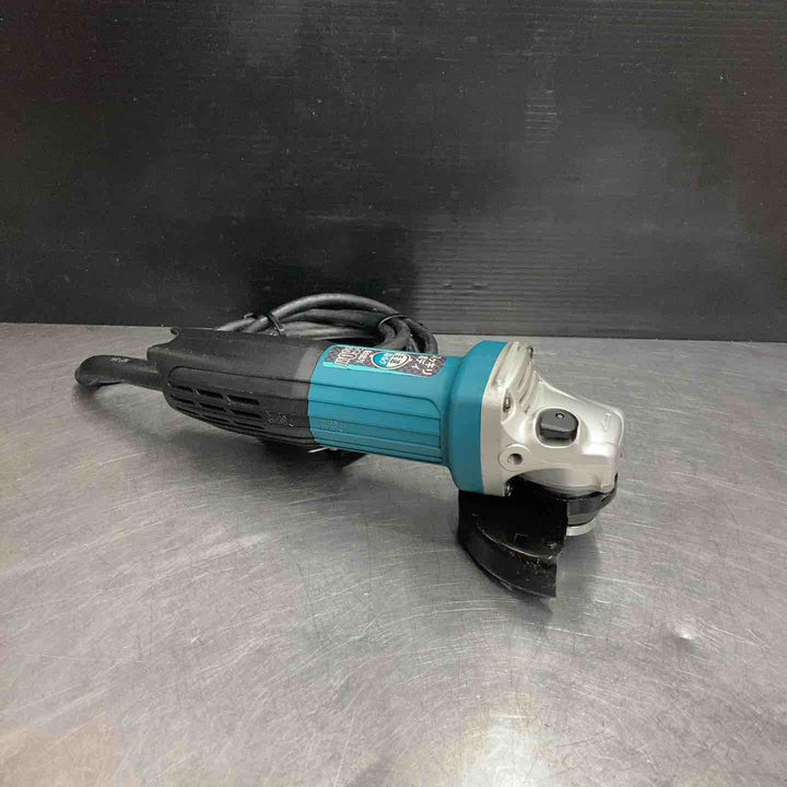 【中古品】 マキタ(makita) 100mmディスクグラインダ GA4032 【東大和店】