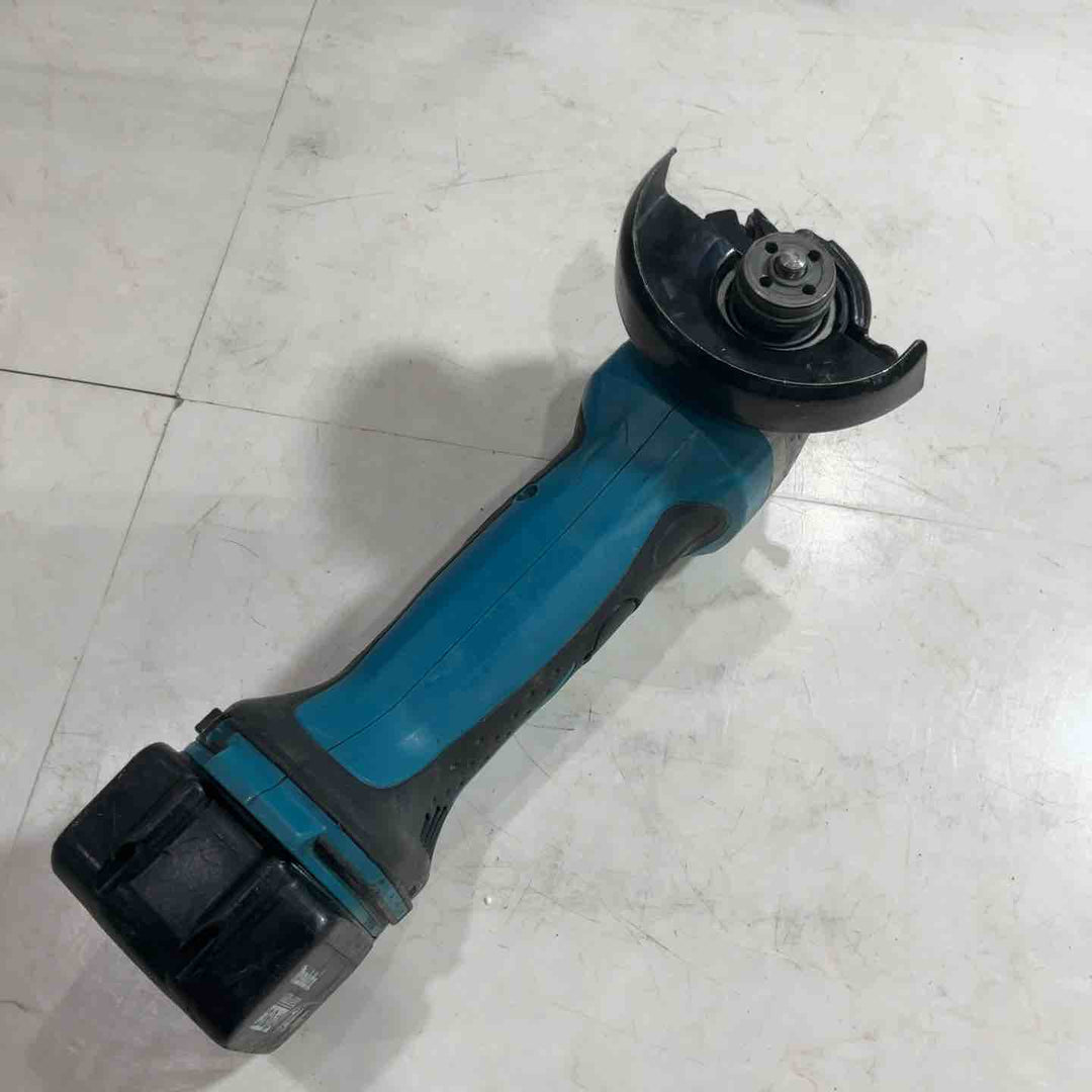 ☆マキタ(makita) 100mmコードレスディスクグラインダー GA400DRF【川口店】