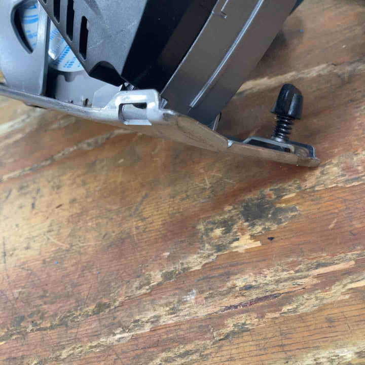 ★マキタ(makita) コードレスチップソーカッター CS001GZ【柏店】
