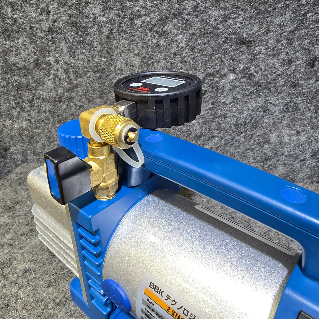 【美品】BBK ハイブリッド真空ポンプ(超薄型デジタルゲージ付) BB-210HD【桶川店】