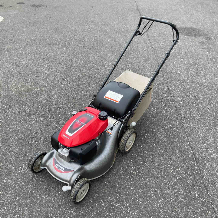 【中古品・店頭受取り限定】 ホンダ エンジン式芝刈り機 自走式 HRG466C1 【桶川店】
