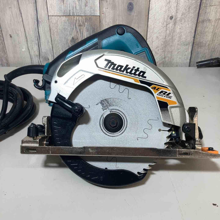 ★マキタ(makita) 155-165mm電子マルノコ HS6303　本体のみ【戸田店】