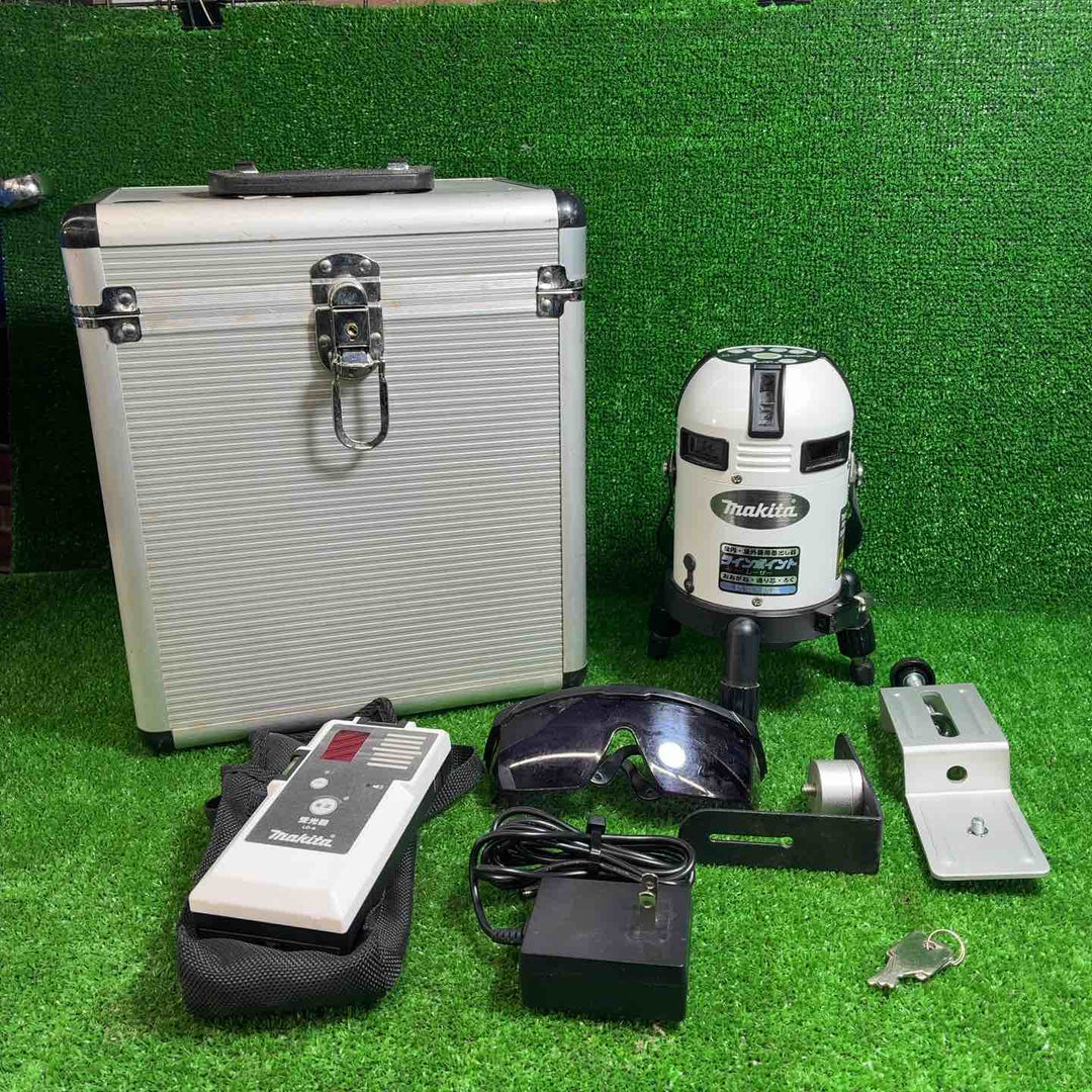 【中古品】 マキタ 水平/垂直ラインレーザー SK451P 【藤沢店】