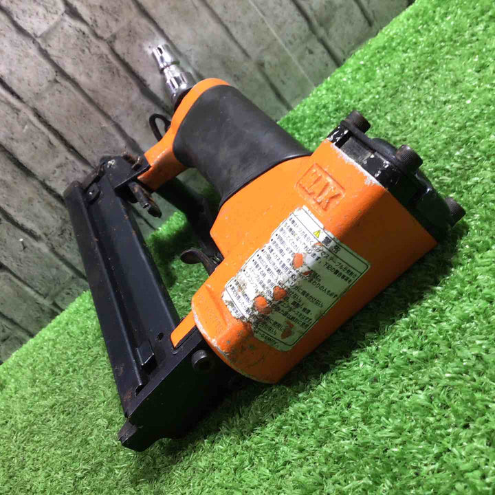 ◇マックス(MAX) 常圧エアタッカ F線ステープル用 (TA-20FP/222Fキュウオン)【川口店】