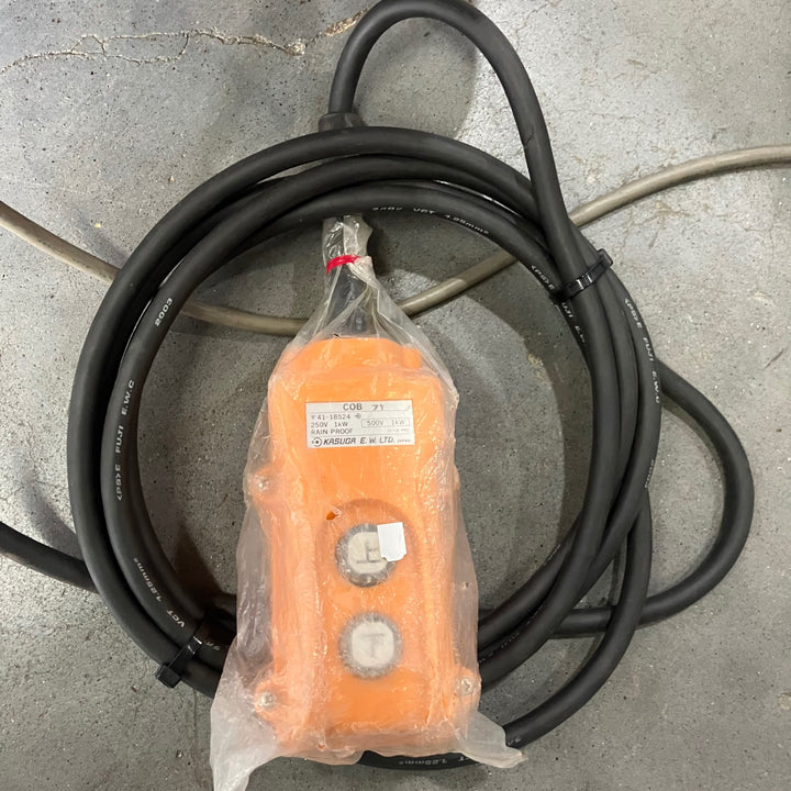 【店頭受取り限定】ビシャモン 電動油圧テーブルリフター X10 ※耐荷重100kg 100V【川口店】
