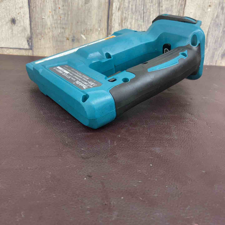 【中古品】 マキタ(makita) コードレスタッカ  ST112DZ RT線 【東大和店】