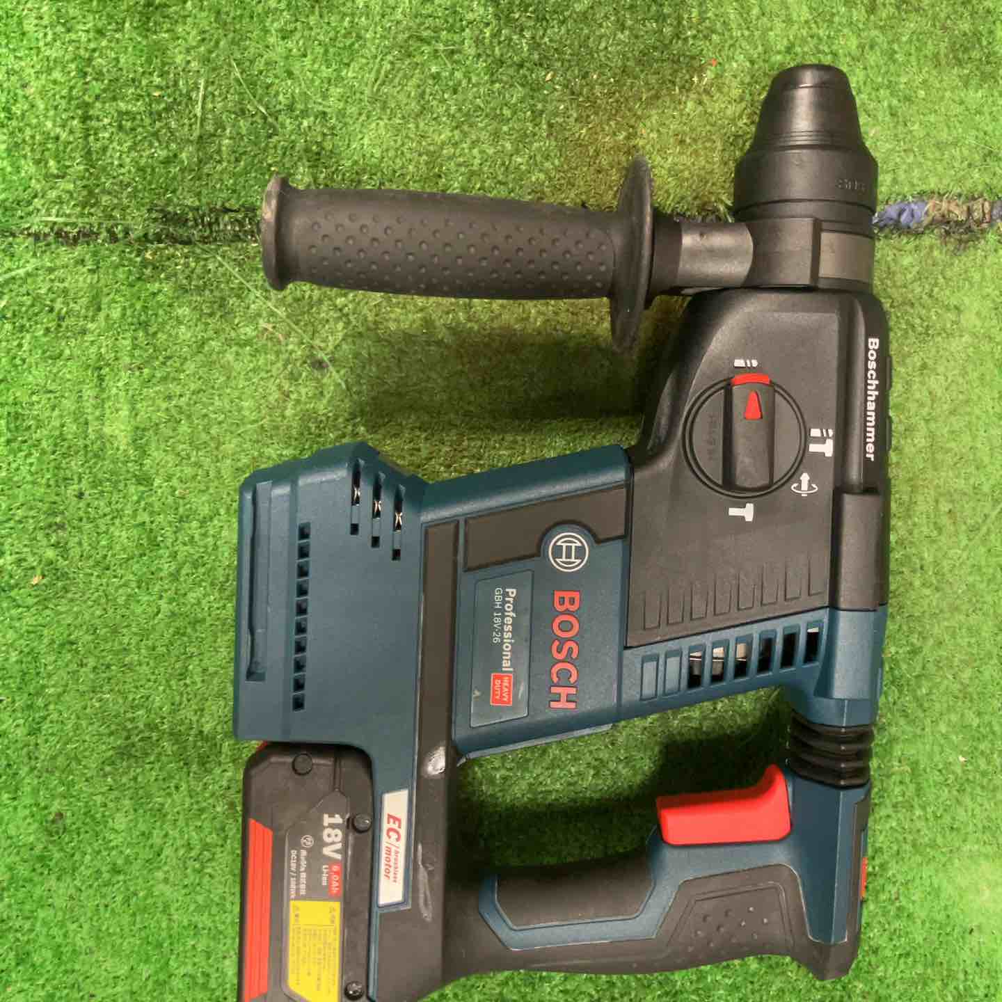 ☆ボッシュ(BOSCH) コードレスハンマドリル GBH18V-26 PROFESSIONAL