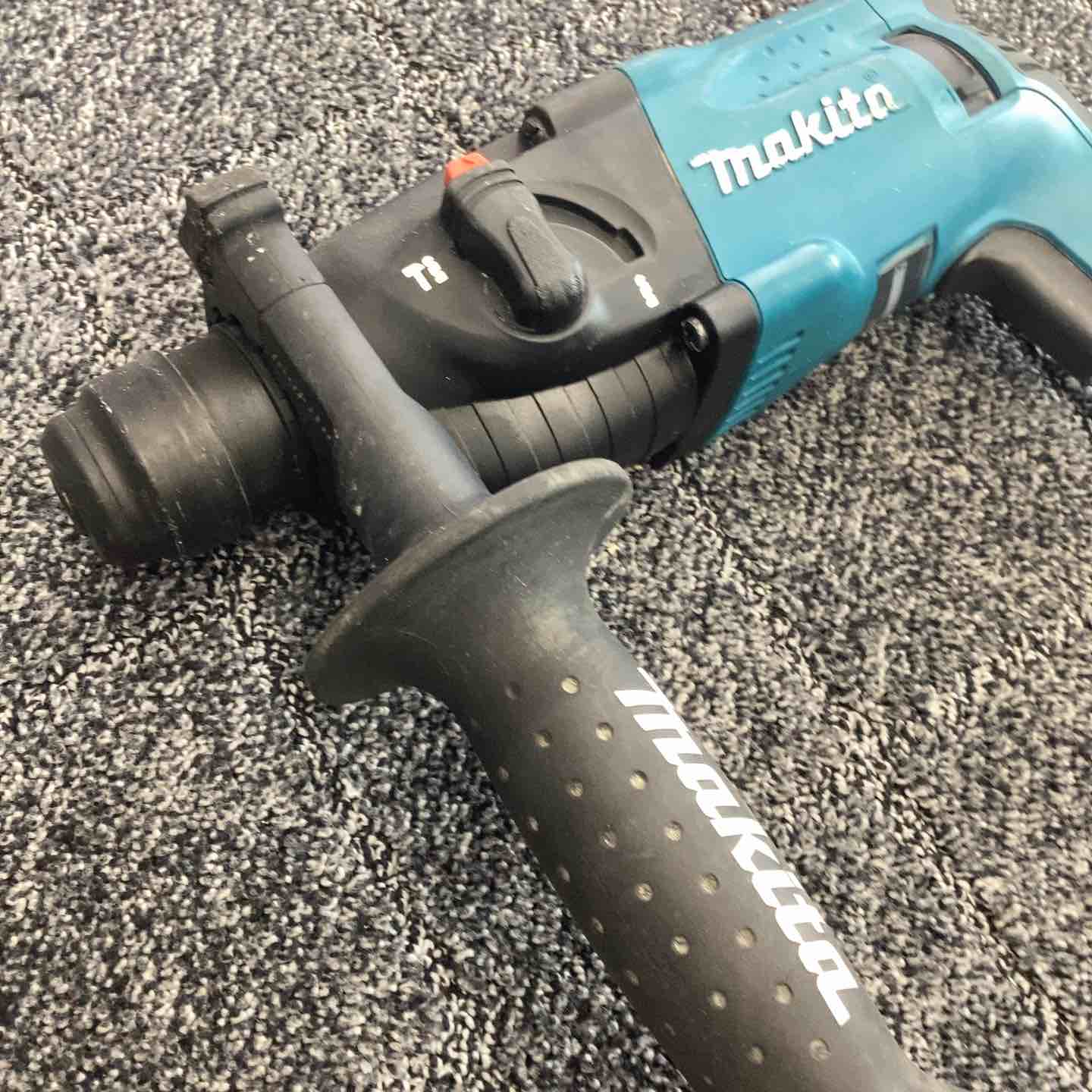 ☆マキタ(makita) ハンマドリル HR1830F【越谷店】 – アクト