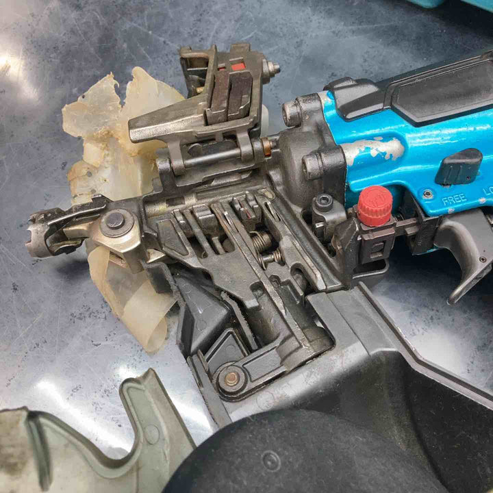 ★マキタ(makita) 高圧エア釘打ち機 AN533HM【川越店】
