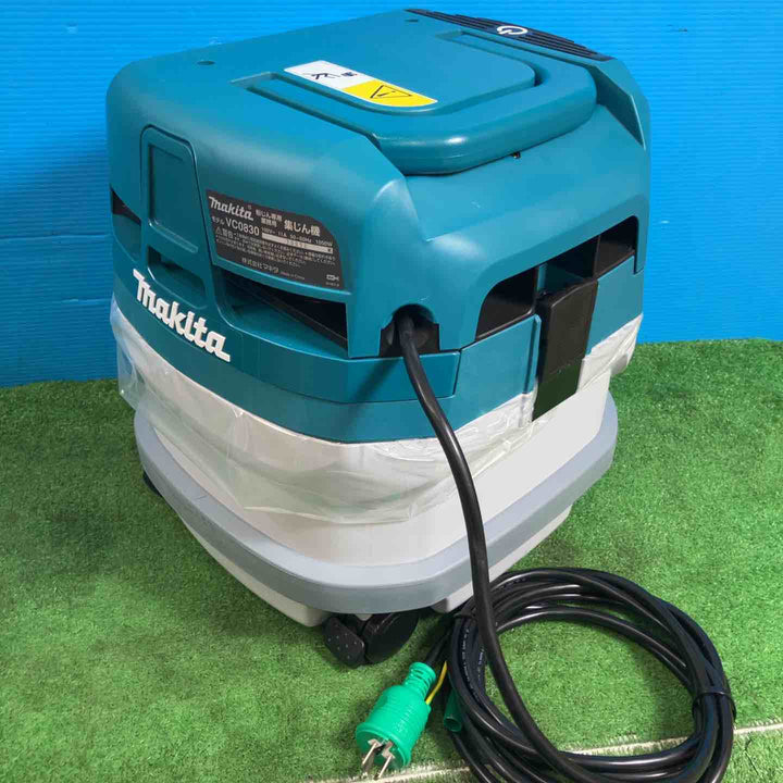 【美品】★マキタ(makita) 集じん機 乾式 VC0830 連動機能【岩槻店】