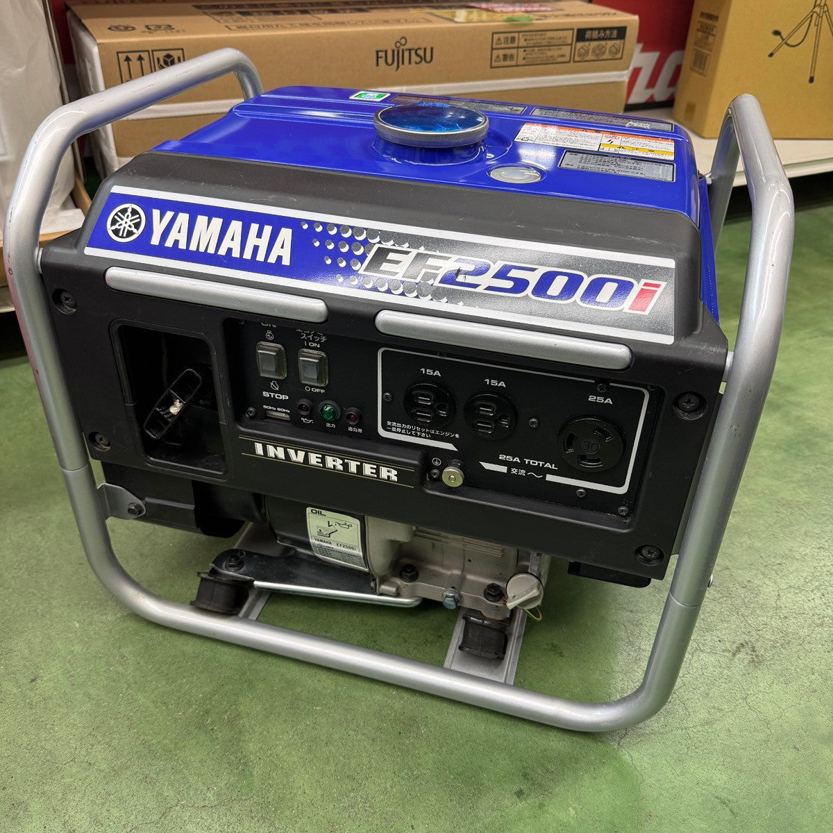 中古ヤマハYAMAHA インバーター発電機 EF2500i。定格電圧 AC 100V定格