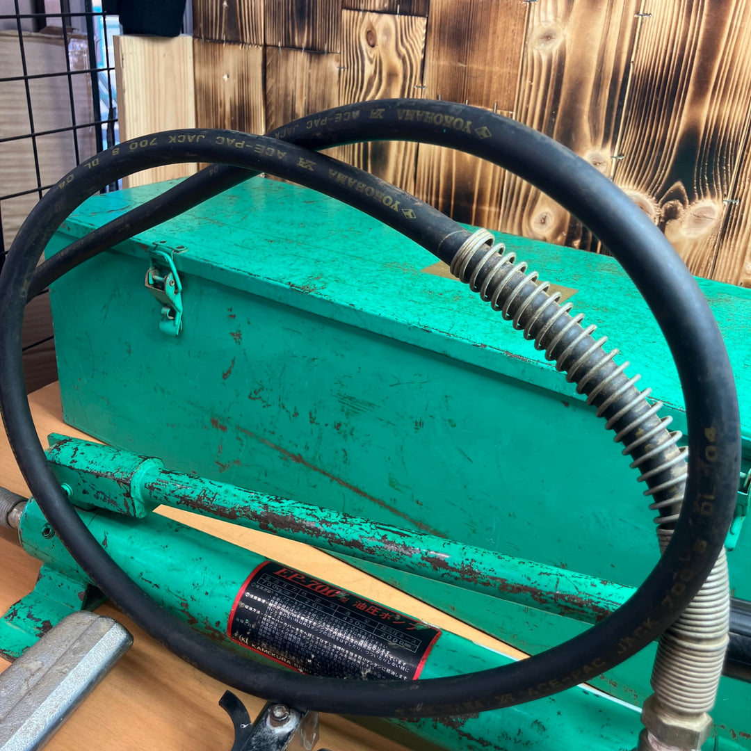 ◇亀倉精機 手動油圧式パイプ断水機 EP-700【越谷店】