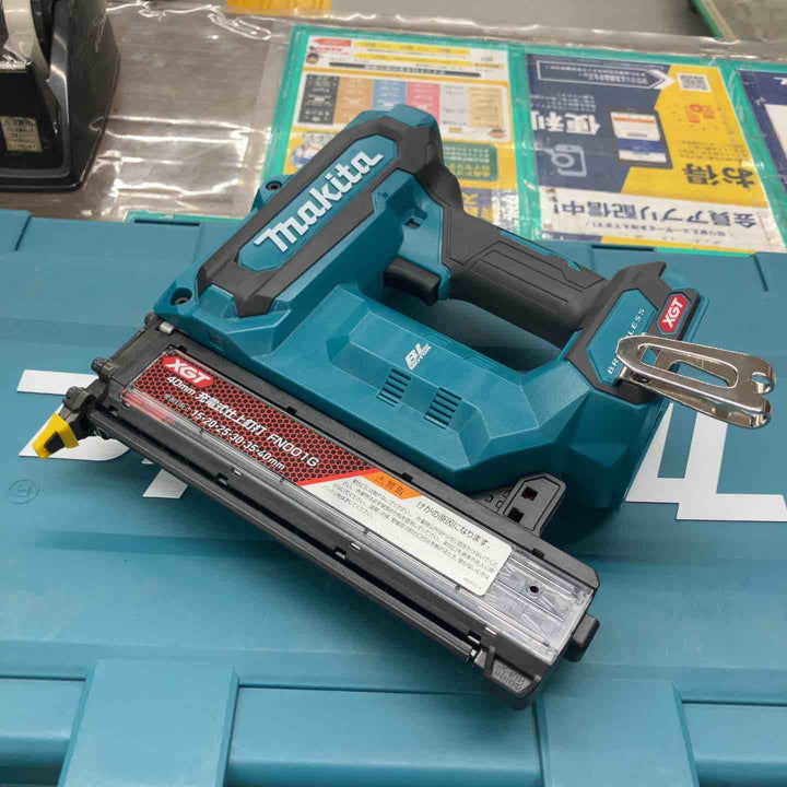 ★マキタ(makita) コードレスフィニッシュネイラ FN001GRD【戸田店】