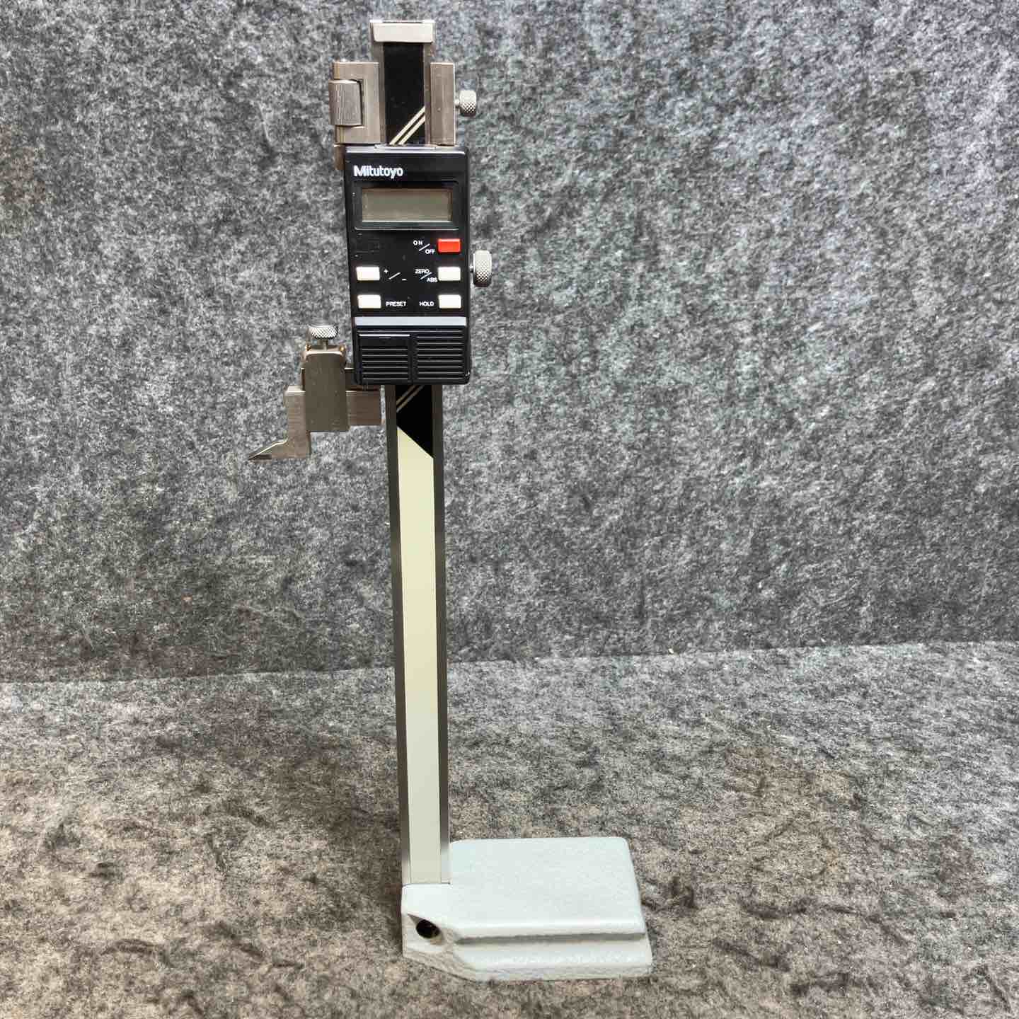 ウチダ パーソナル手動裁断機 180AT-P【川崎店】 – アクトツール
