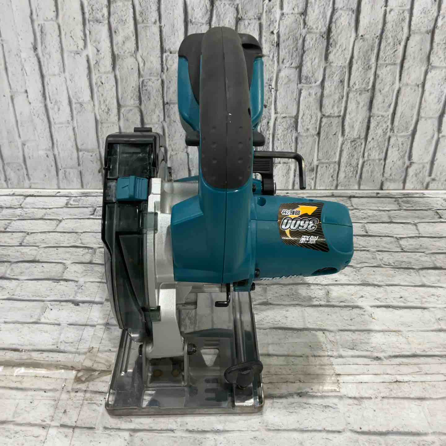 ☆マキタ(makita) コードレスチップソーカッタ CS540DZ【川口店