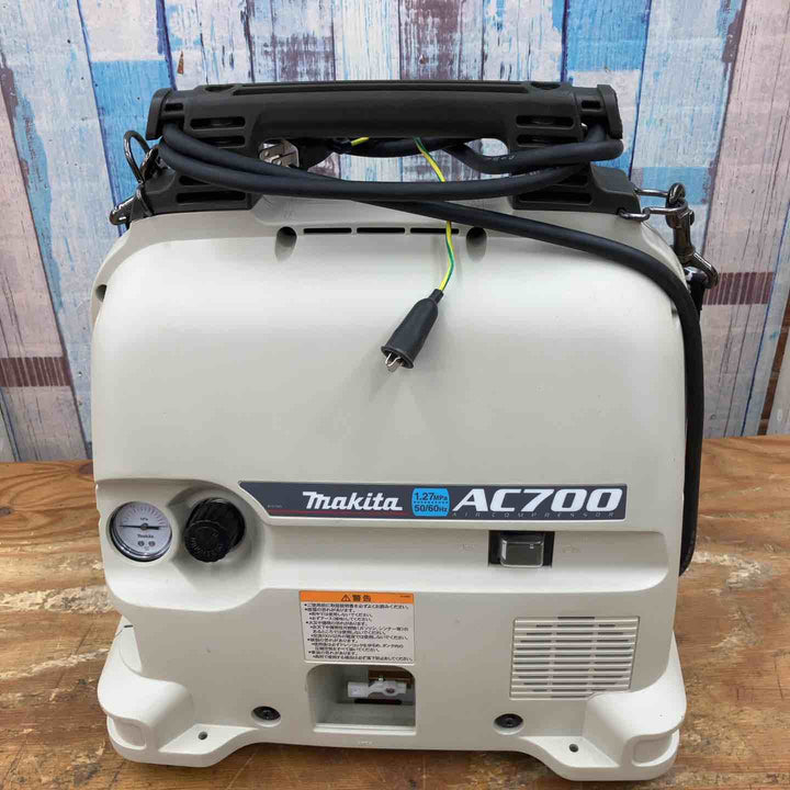 【中古品】★マキタ(makita) エアコンプレッサー AC700 5Lタンク 一般圧専用【柏店】