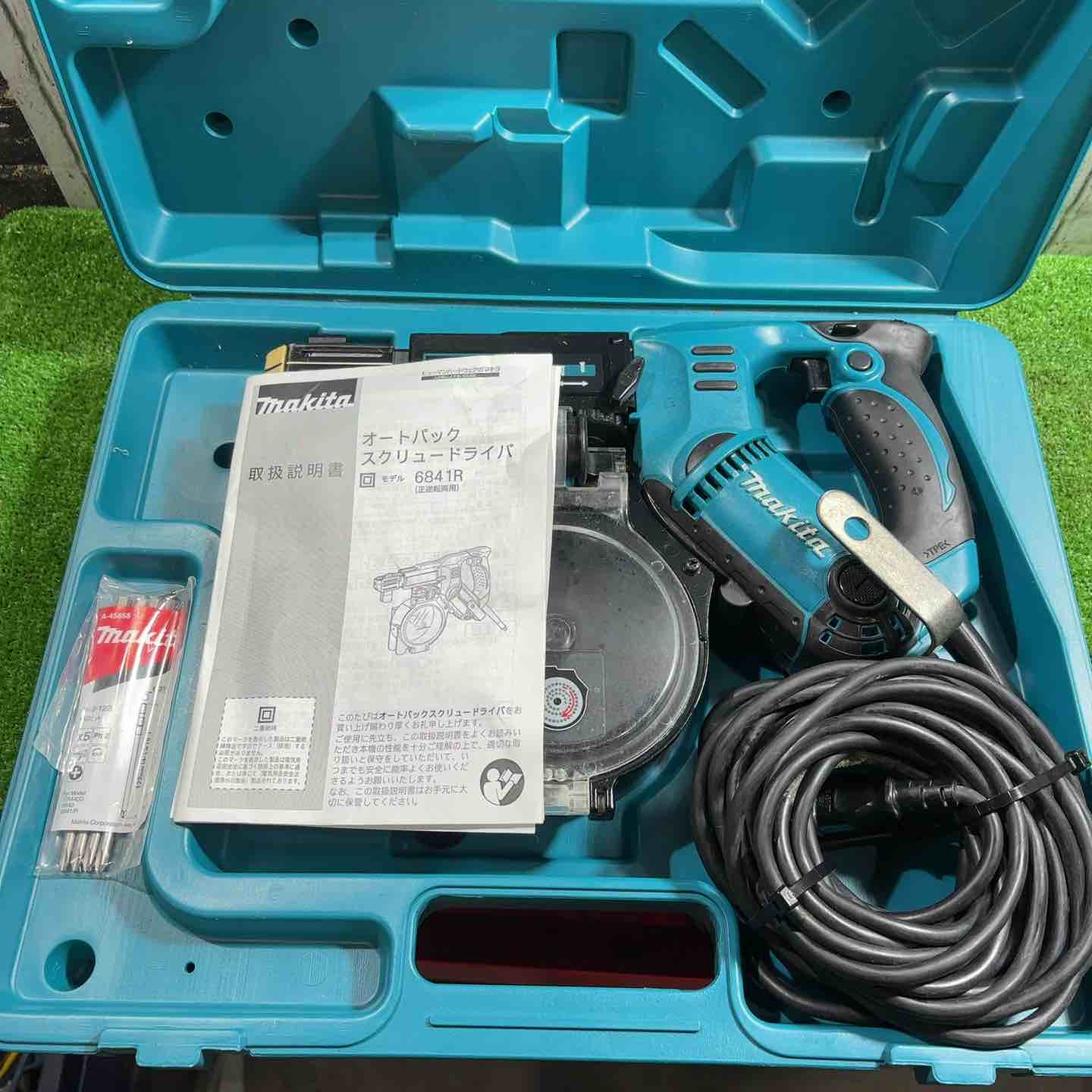 ☆マキタ(makita) オートパックスクリュードライバー 6841R【川口店