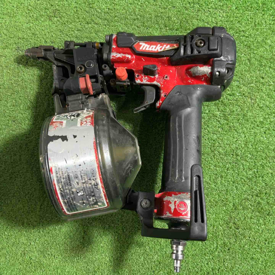 ★マキタ(makita) 高圧エア釘打ち機 AN512H 動作確認済【川口店】