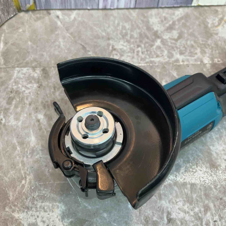 ★マキタ(makita) 100mmコードレスディスクグラインダ GA418DZ【八潮店】