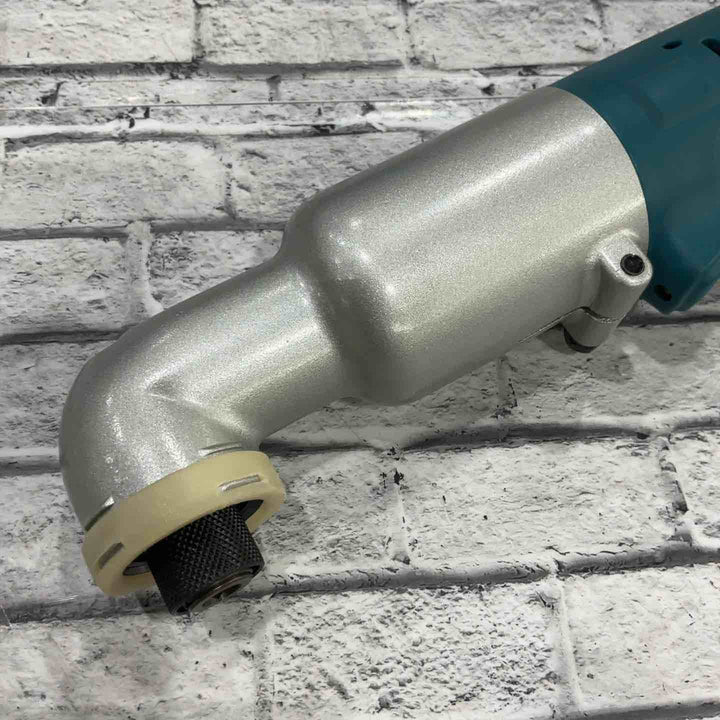 ☆マキタ(makita) コードレスアングルインパクトドライバ TL060DRF【川口店】