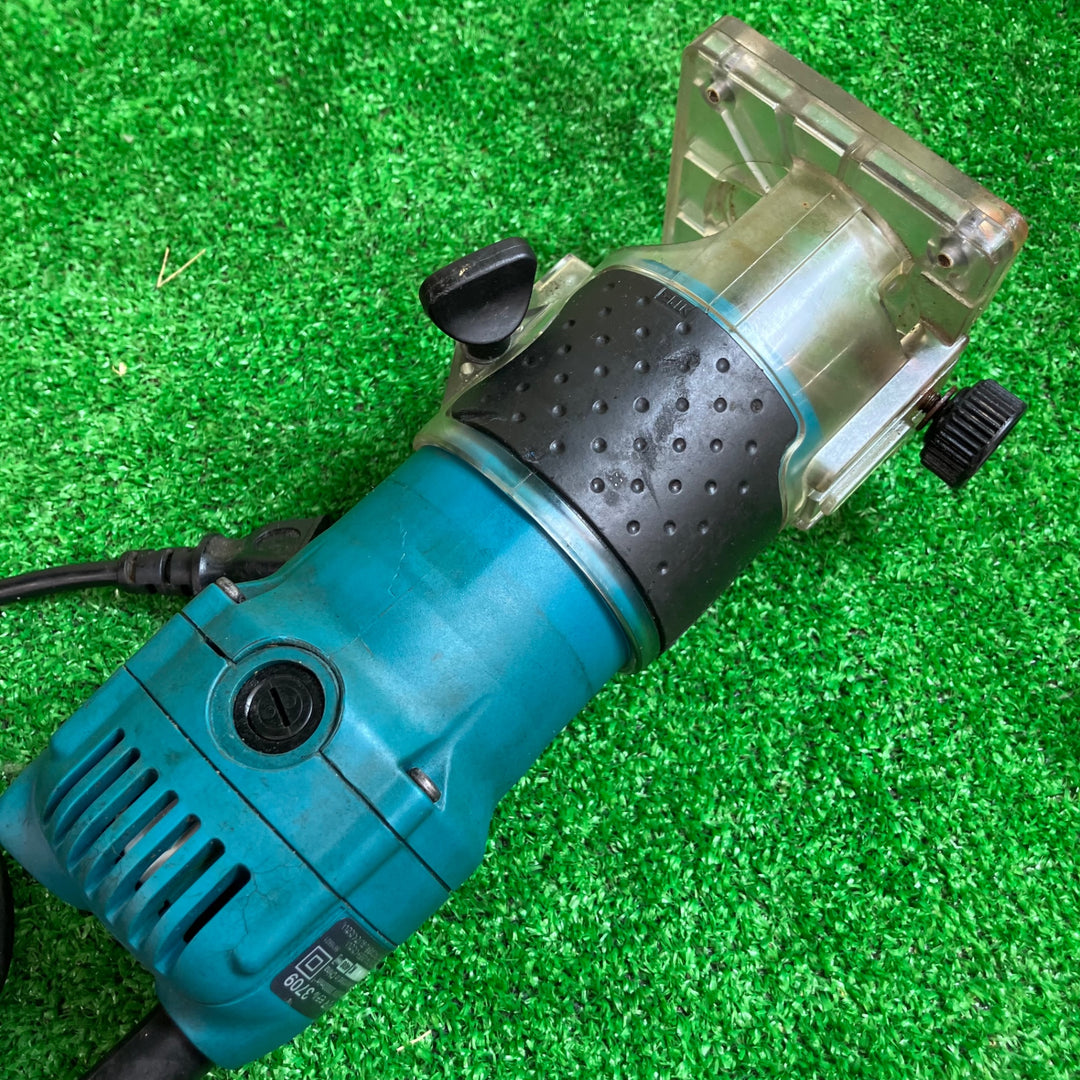 ☆マキタ(makita) 6mmトリマ 3709【越谷店】