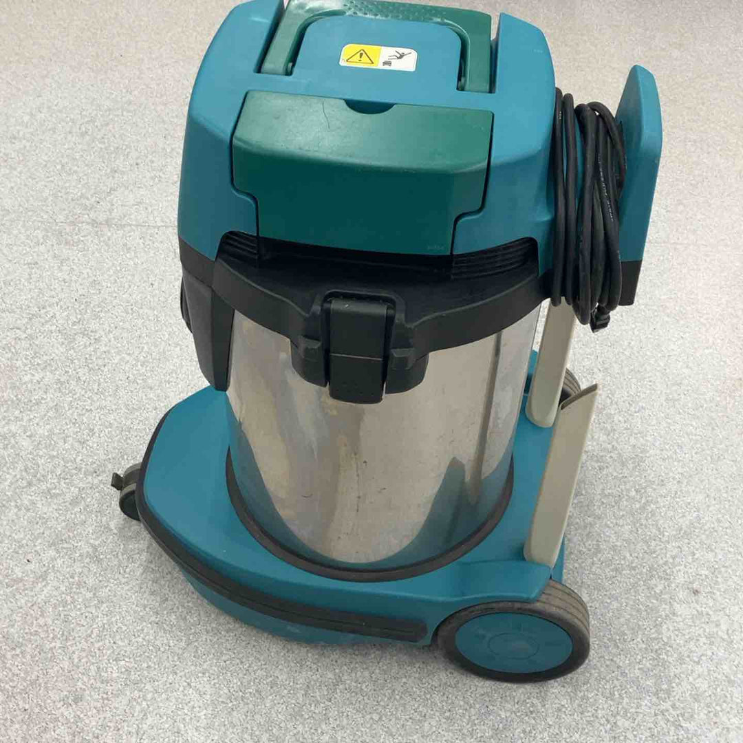☆マキタ(makita) 集じん機 VC3200【八潮店】
