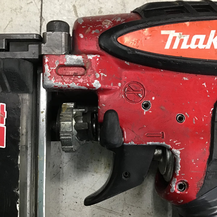 【中古品】マキタ/makita 高圧フィニッシュネイラ AF550H 【鴻巣店】