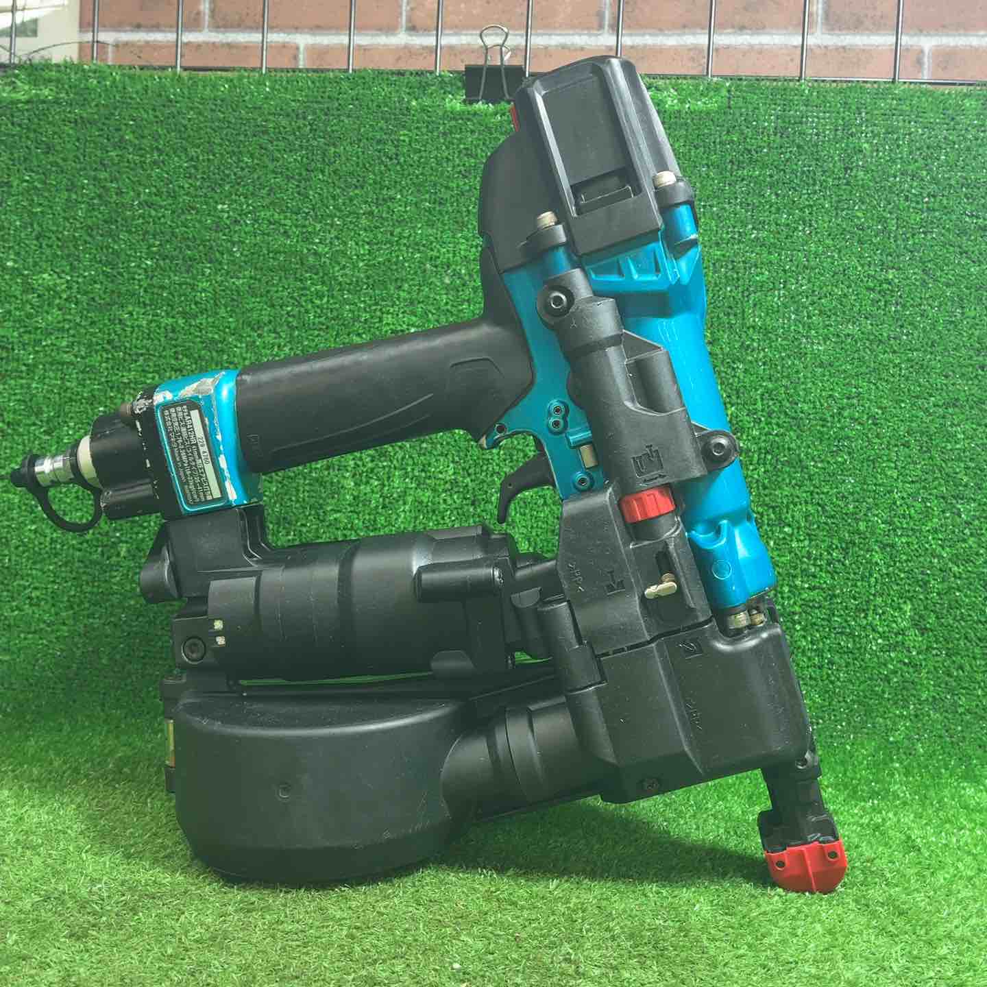 中古品】 マキタ(makita) 高圧エアネジ打ち機 AR412HRM 【藤沢店