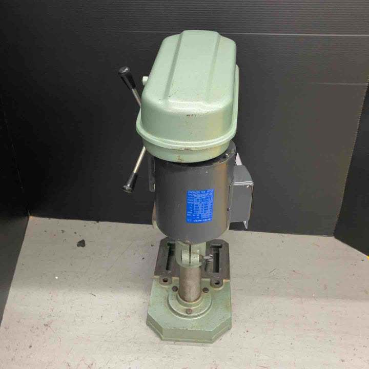 ◇マキタ(makita) 卓上ボール盤 TB130【戸田店】