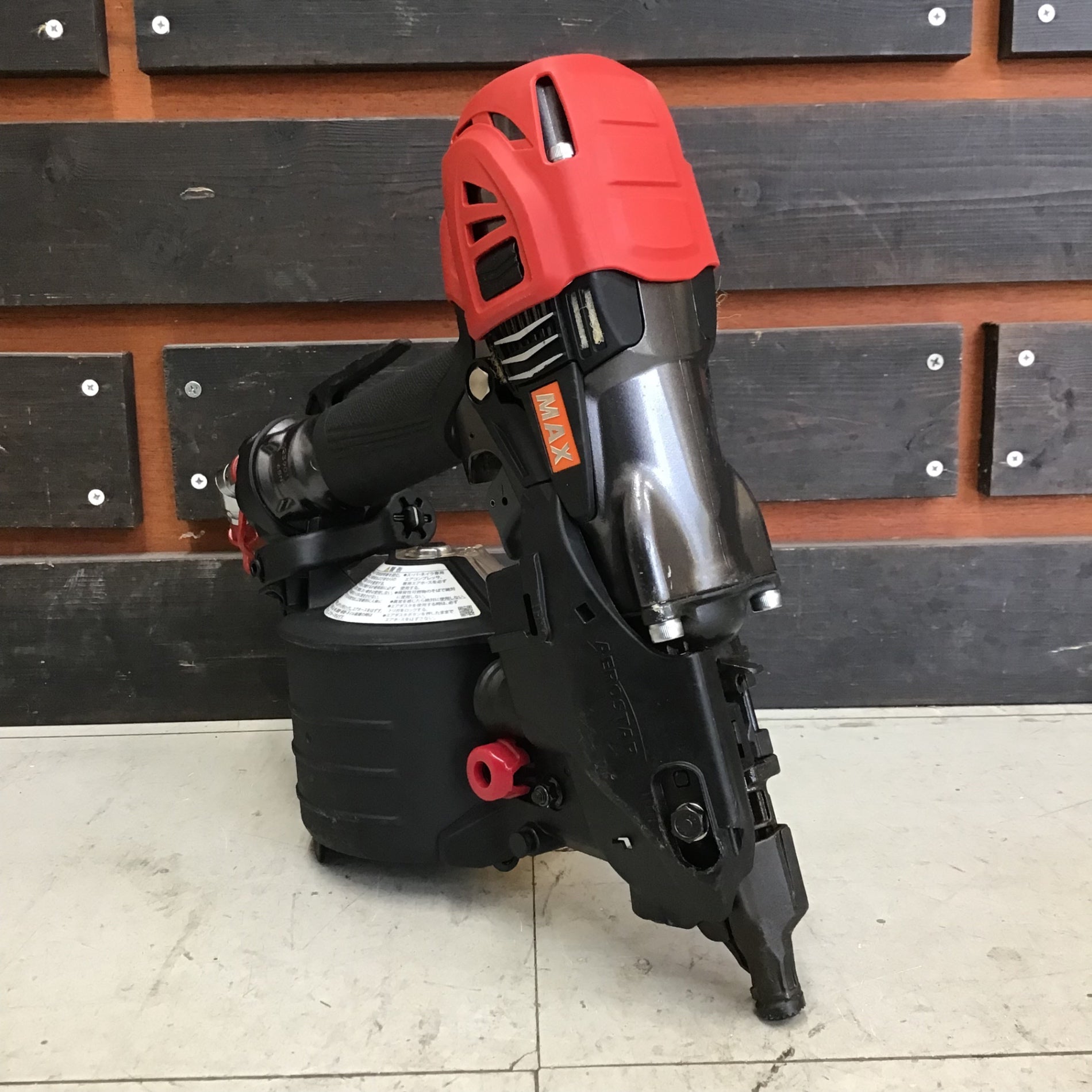 中古品】 マックス/MAX 高圧エア釘打ち機 HN-65N4(D)-G 【鴻巣店