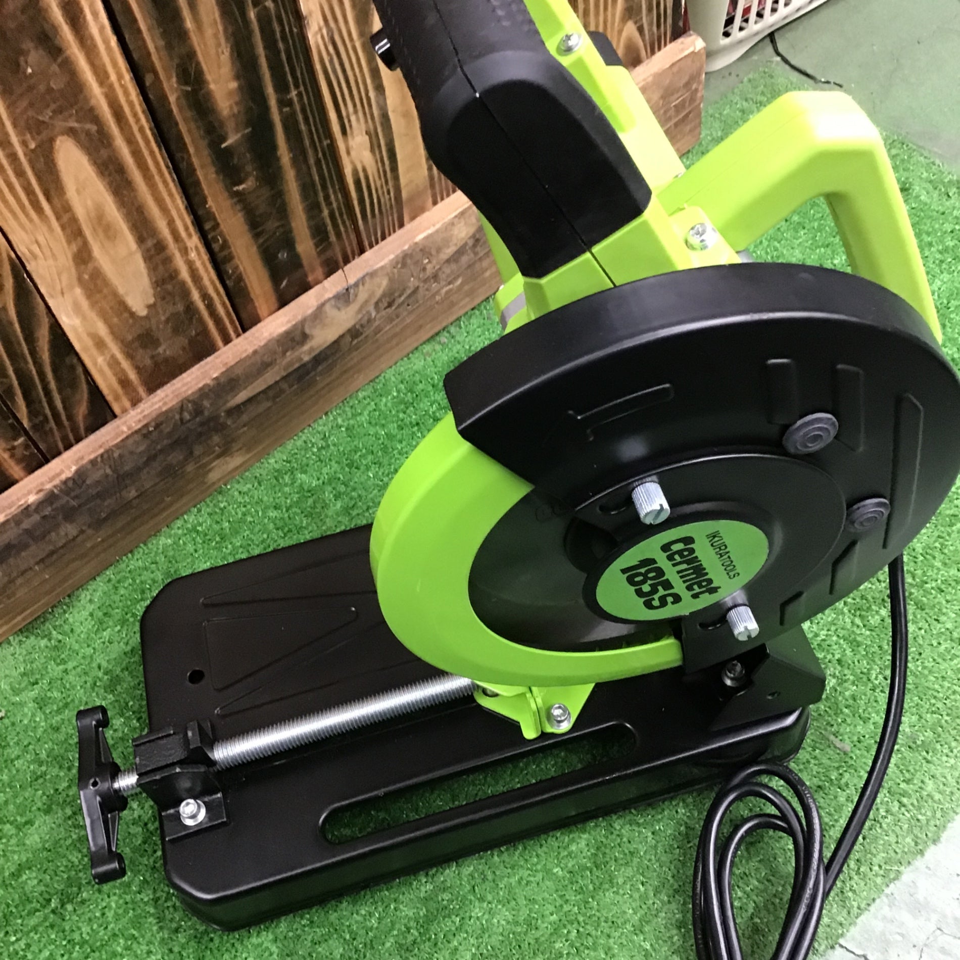 小売 ○育良精機(IKURA) 185mmサーメントチップソーカッター ISK 小売 ○育良精機(IKURA) 185mmサーメントチップソーカッター ISK