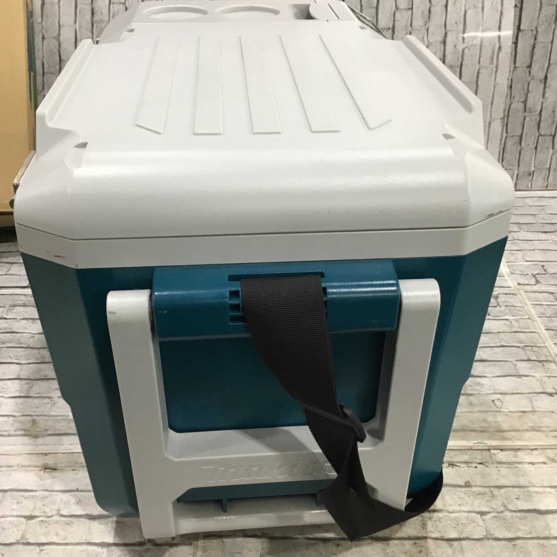 ☆マキタ(makita) コードレス冷温庫 CW180DZ【川口店】 – アクトツール