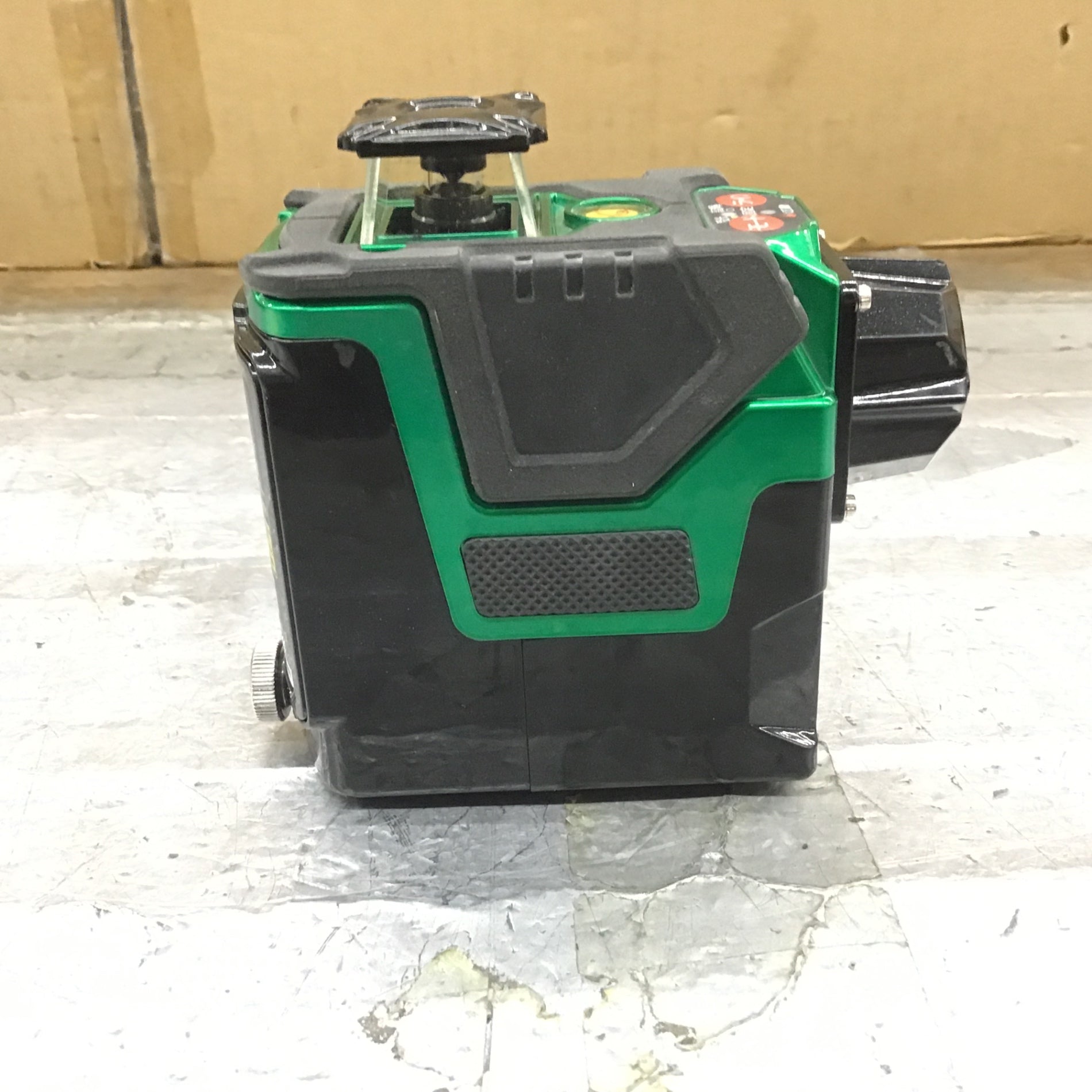 ○マックス(MAX) 2ライングリーンレーザー墨出し器 LA-C51DG(HR)【所沢